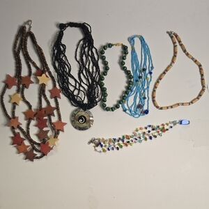 Multicolor Beaded Necklace Buddle